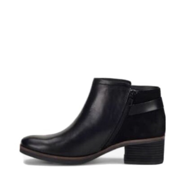 NIB Korks Sonya Distressed Leather Boot - Picture 2 of 10